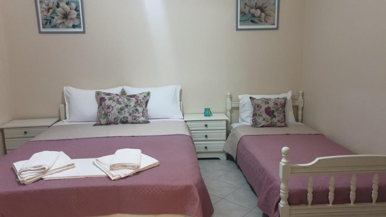 Evelyn Home Limenas  Exterior photo