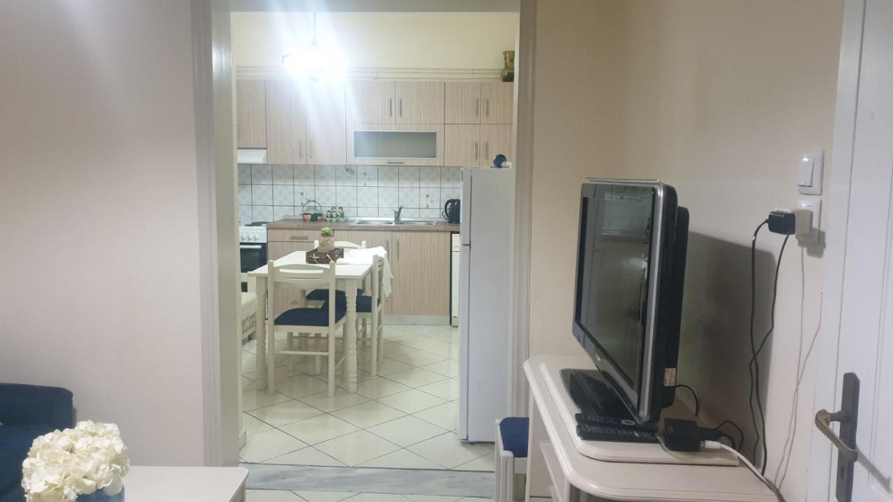 Evelyn Home Limenas  Exterior photo