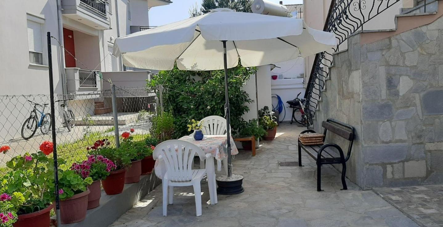 Evelyn Home Limenas  Exterior photo